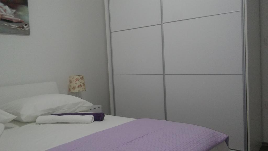 Apartment Vedran Каштела Экстерьер фото