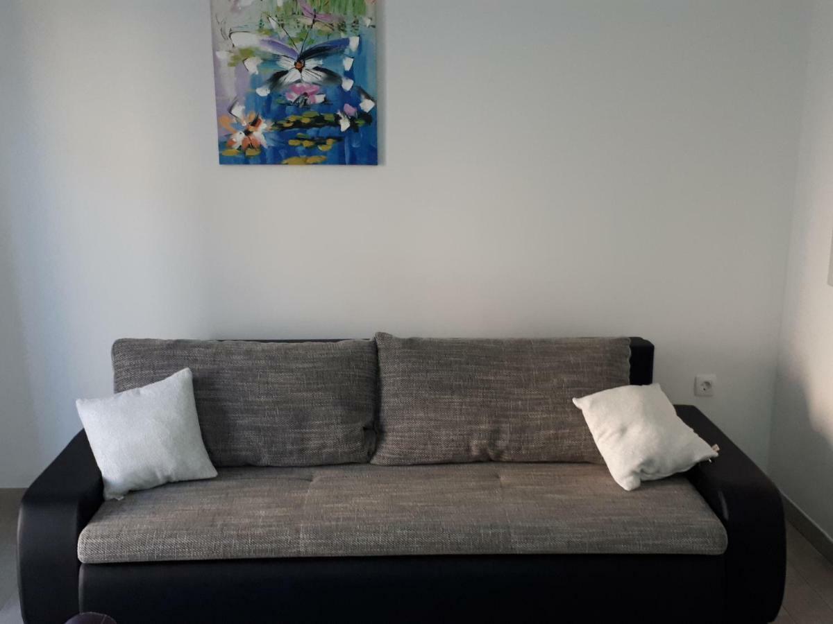 Apartment Vedran Каштела Экстерьер фото